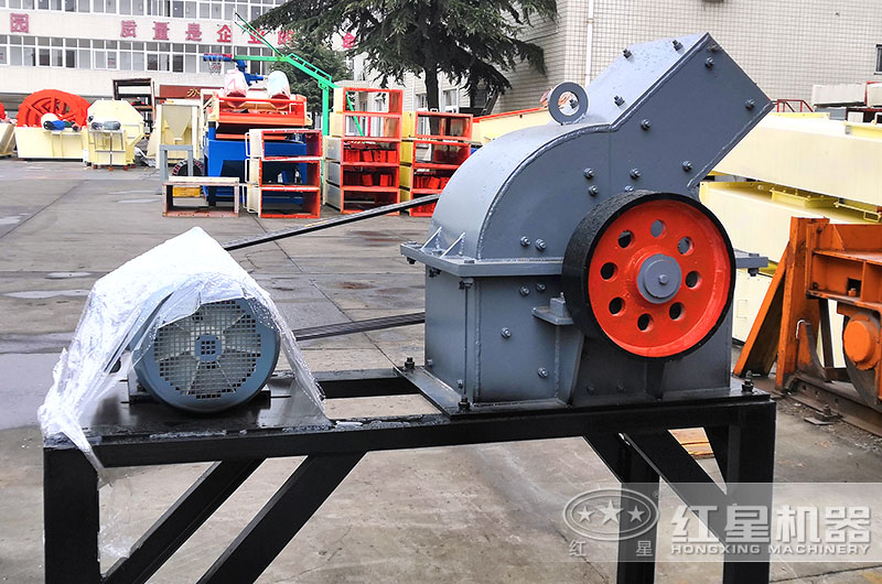 600x800錘破屬于小型錘式破碎機(jī)