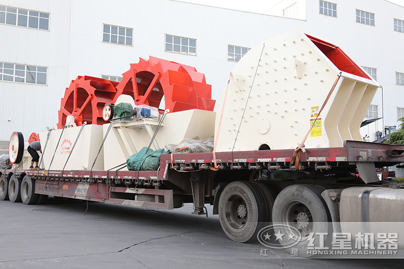 顎式破碎機、重錘式破碎機發(fā)貨圖