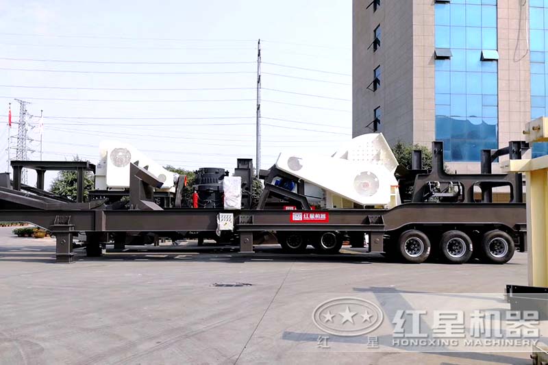 紅星車載碎石機廠區(qū)，多種現貨