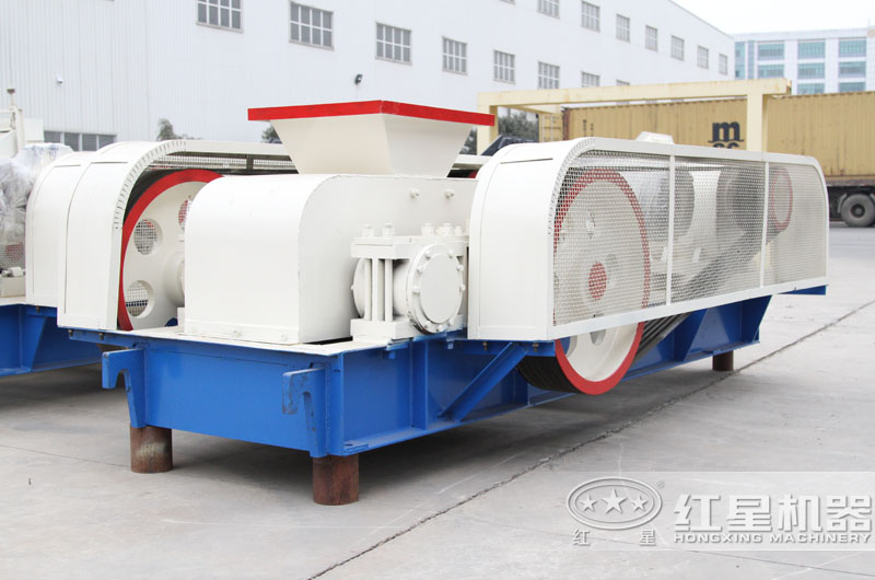 對(duì)輥式破碎機(jī)，運(yùn)行穩(wěn)定可靠